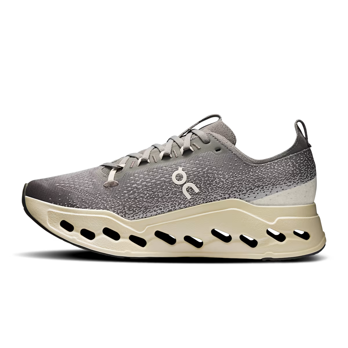Running Cloudsurfer Max — Asphalt Ice