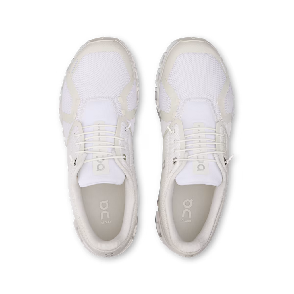 Running Cloud 6 — White White